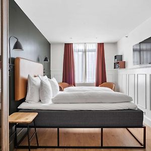 Kamer met een Queen Size Bed